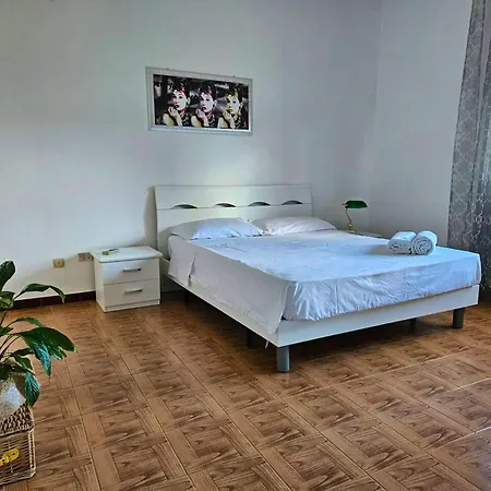 8 Bedrooms House With Private Pool And Wifi At Отель 4*