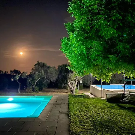 8 Bedrooms House With Private Pool And Wifi At Спеккья