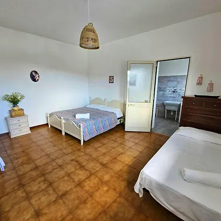8 Bedrooms House With Private Pool And Wifi At Specchia