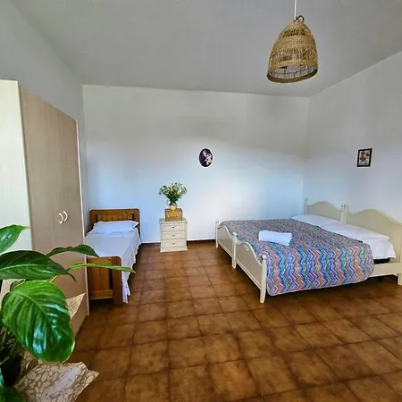 Hotel 8 Bedrooms House With Private Pool And Wifi At Specchia